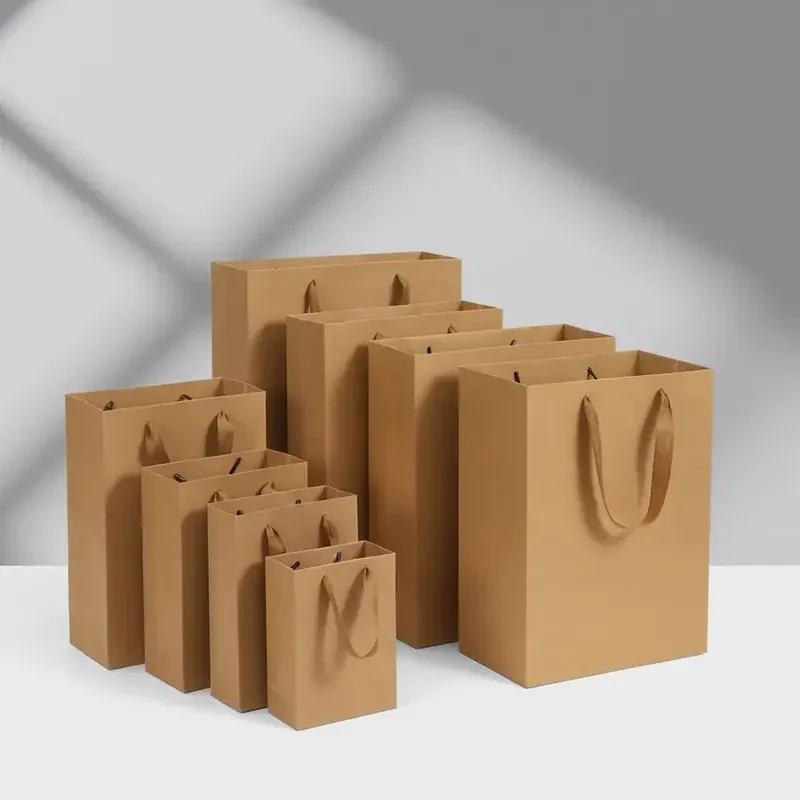 Kraft packaging bags in a range of sizes